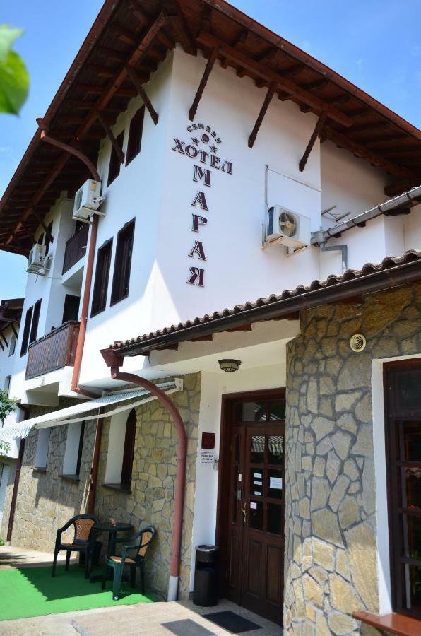 ארבאנאסי Family Hotel Maraya מראה חיצוני תמונה