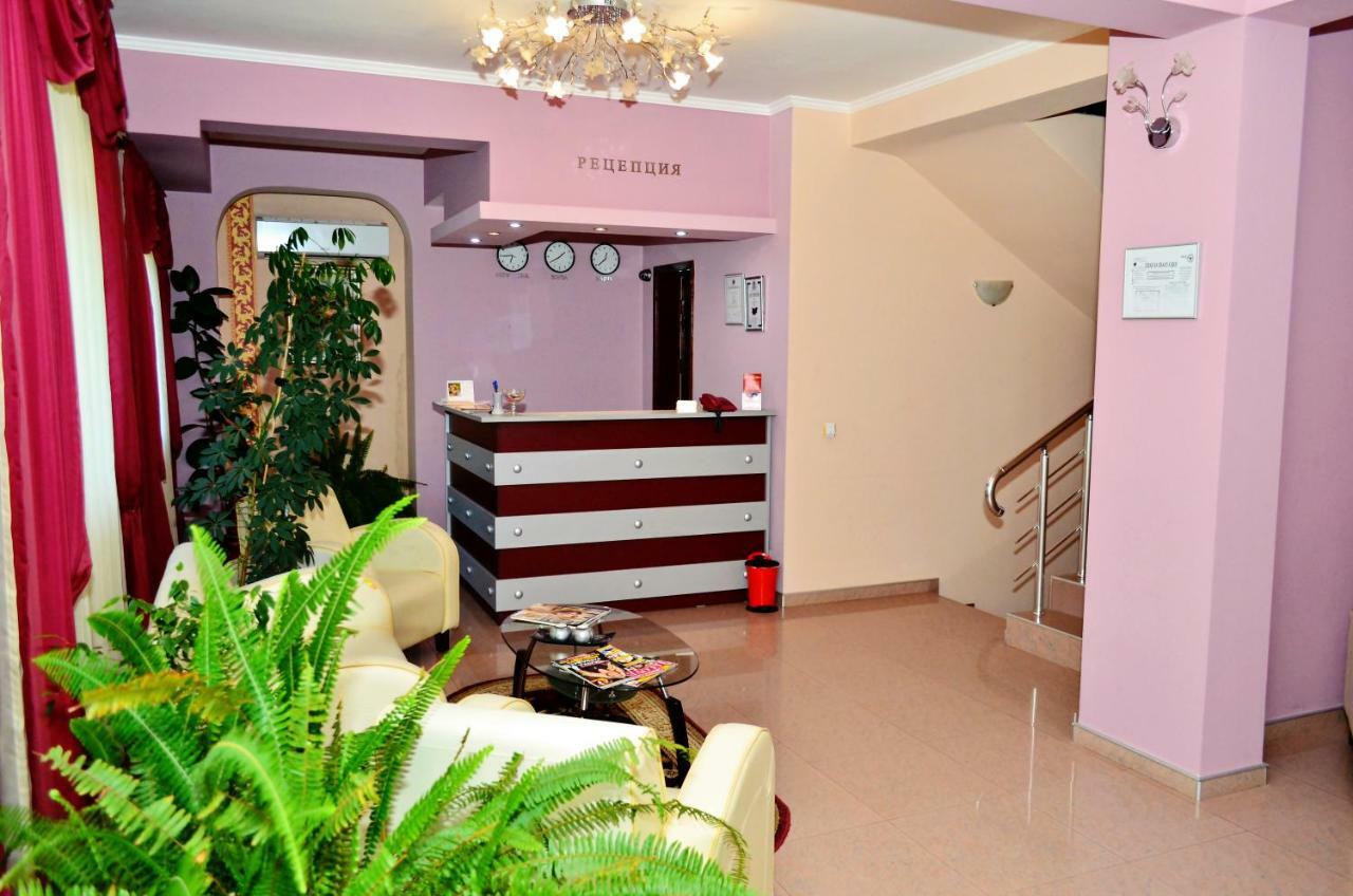 ארבאנאסי Family Hotel Maraya מראה חיצוני תמונה