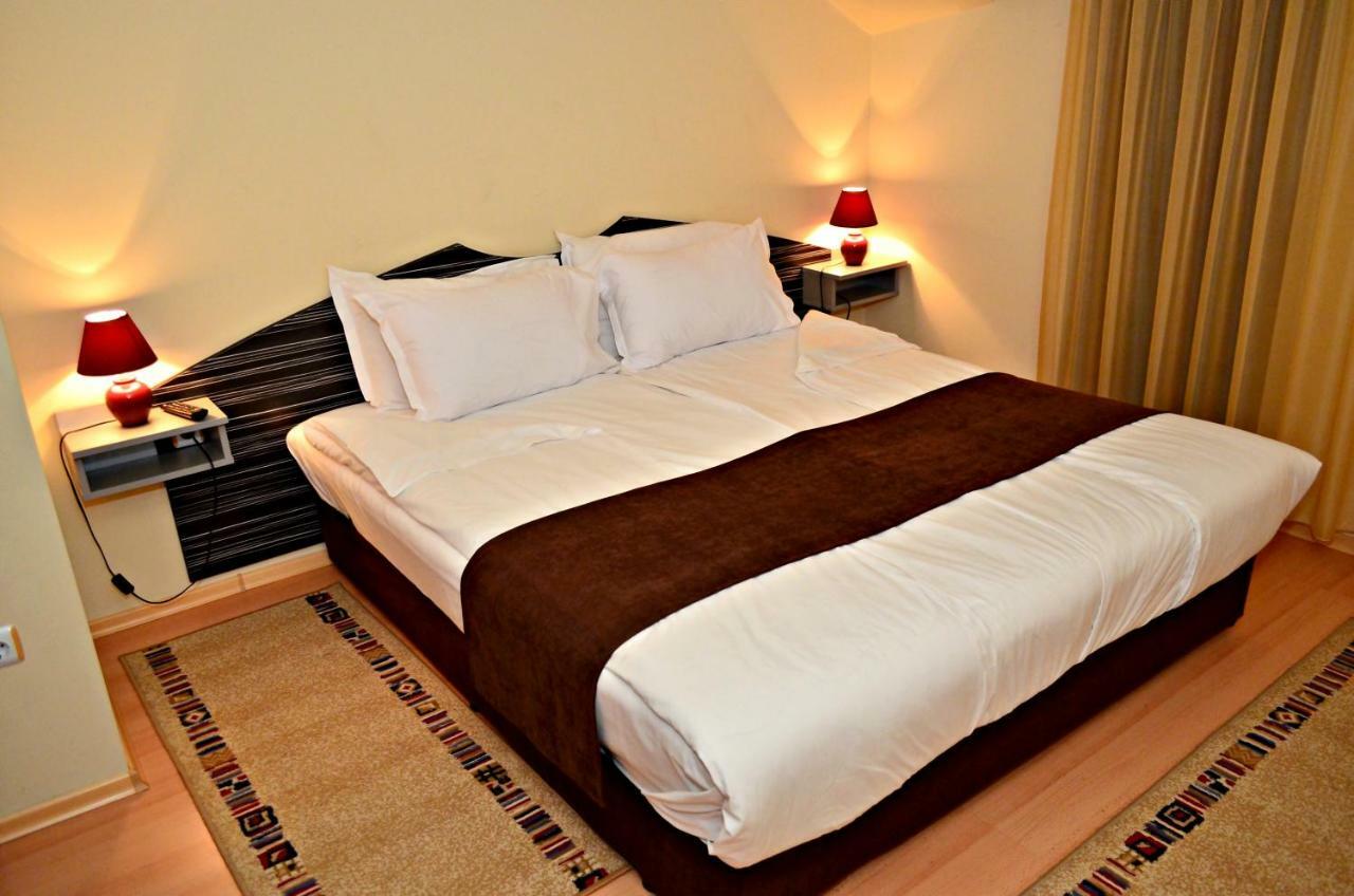 ארבאנאסי Family Hotel Maraya מראה חיצוני תמונה